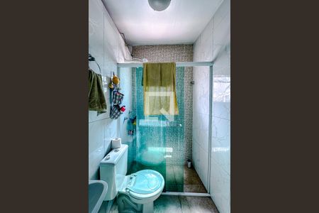 Casa à venda com 70m², 2 quartos e sem vagaBanheiro da Suíte