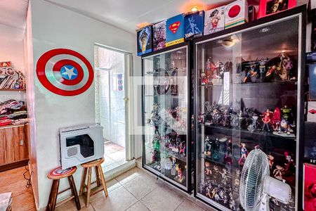 Casa à venda com 70m², 2 quartos e sem vagaSuíte