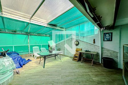 Casa à venda com 70m², 2 quartos e sem vagaÁrea externa