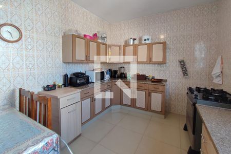 Casa à venda com 140m², 3 quartos e 3 vagasCozinha