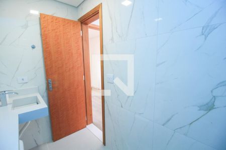 Casa à venda com 96m², 2 quartos e 2 vagas Casa à venda com 96m², 2 quartos e 2 vagasBanheiro