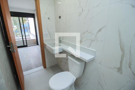 Casa à venda com 96m², 2 quartos e 2 vagas Casa à venda com 96m², 2 quartos e 2 vagasBanheiro do Quarto 1