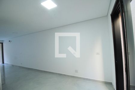 Casa à venda com 96m², 2 quartos e 2 vagas Casa à venda com 96m², 2 quartos e 2 vagasCozinha
