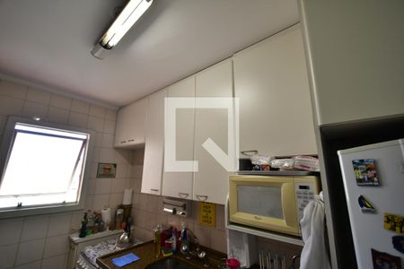 Apartamento à venda com 80m², 3 quartos e 2 vagasCozinha