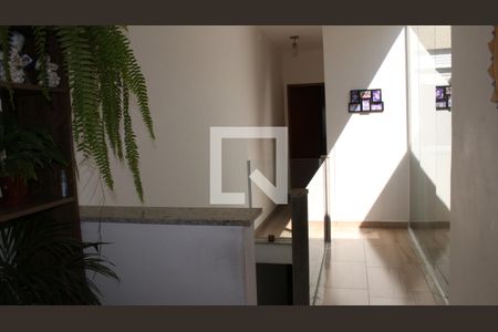 Casa à venda com 117m², 3 quartos e 2 vagasCorredor