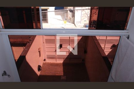 Casa à venda com 117m², 3 quartos e 2 vagasVaranda