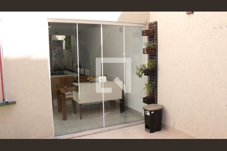 Casa à venda com 117m², 3 quartos e 2 vagasÁrea de Serviço