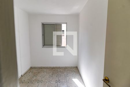 Quarto 1 de apartamento para alugar com 3 quartos, 67m² em Conjunto Promorar Raposo Tavares, São Paulo