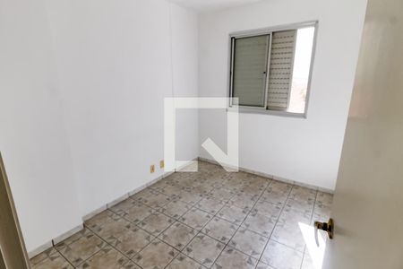 Quarto 1 de apartamento para alugar com 3 quartos, 67m² em Conjunto Promorar Raposo Tavares, São Paulo