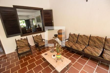 Casa de condomínio para alugar com 350m², 3 quartos e 4 vagas Casa de condomínio para alugar com 350m², 3 quartos e 4 vagasVaranda