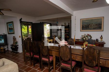 Sala de casa de condomínio para alugar com 3 quartos, 350m² em Jacarepaguá, Rio de Janeiro