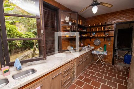 Casa de condomínio para alugar com 350m², 3 quartos e 4 vagas Casa de condomínio para alugar com 350m², 3 quartos e 4 vagasCozinha