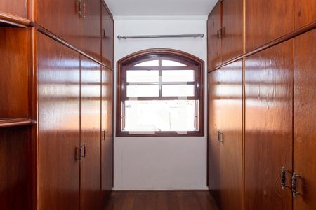 Casa à venda com 440m², 5 quartos e 12 vagasCloset da suíte 1