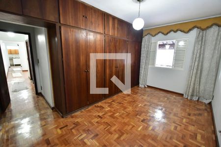 Casa à venda com 120m², 2 quartos e 2 vagasQuarto Suíte 2