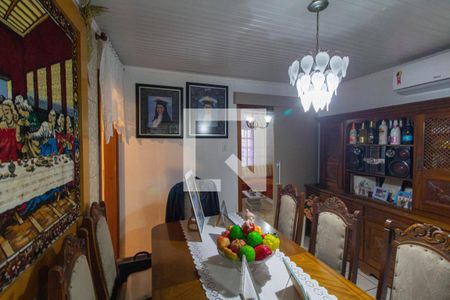 Casa à venda com 232m², 3 quartos e 2 vagasSala de Jantar