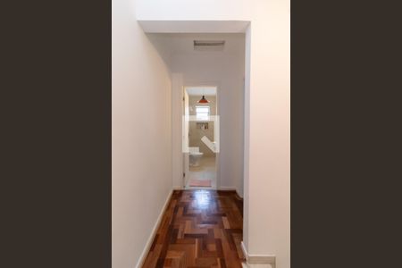 Casa à venda com 109m², 2 quartos e 2 vagasCorredor dos Quartos