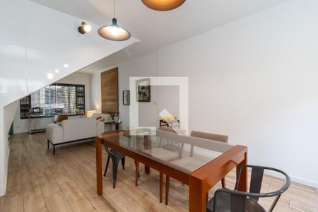 Casa à venda com 109m², 2 quartos e 2 vagasCozinha