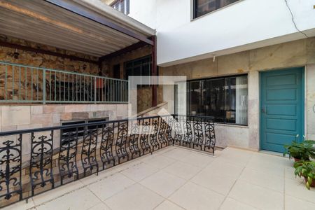 Casa à venda com 109m², 2 quartos e 2 vagasVaranda da Sala