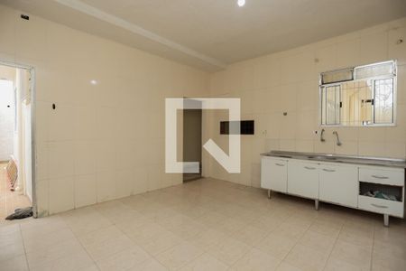 Casa à venda com 170m², 4 quartos e 2 vagas Casa à venda com 170m², 4 quartos e 2 vagasCozinha