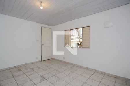 Casa à venda com 170m², 4 quartos e 2 vagas Casa à venda com 170m², 4 quartos e 2 vagasEdícula - Quarto