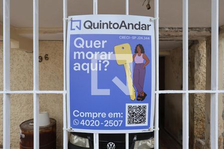 Casa à venda com 170m², 4 quartos e 2 vagas Casa à venda com 170m², 4 quartos e 2 vagasplaquinha