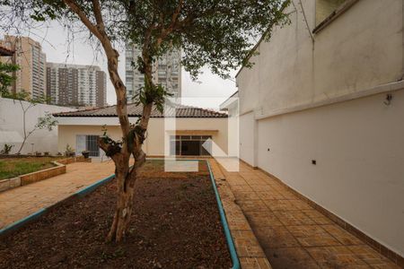 Casa à venda com 170m², 4 quartos e 2 vagas Casa à venda com 170m², 4 quartos e 2 vagasEdícula - Vista do Quarto