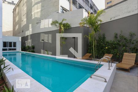 Studio à venda com 22m², 1 quarto e sem vaga Studio à venda com 22m², 1 quarto e sem vagaÁrea comum - Piscina