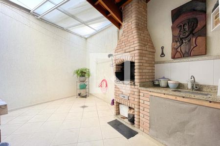 Casa à venda com 203m², 3 quartos e 4 vagasÁrea comum - Churrasqueira