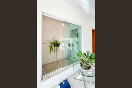 Casa à venda com 203m², 3 quartos e 4 vagasJardim de Inverno - Sala