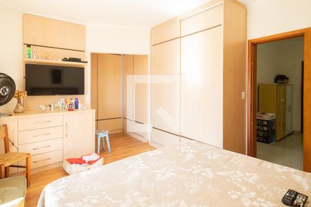 Casa à venda com 203m², 3 quartos e 4 vagasSuíte 3