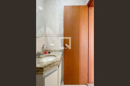 Casa à venda com 203m², 3 quartos e 4 vagasLavabo 1