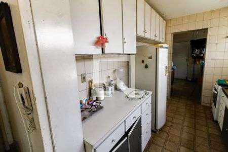 Apartamento à venda com 143m², 3 quartos e 2 vagasCozinha - Armários