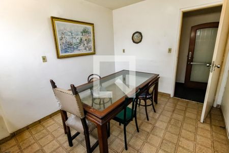 Apartamento à venda com 143m², 3 quartos e 2 vagasCopa