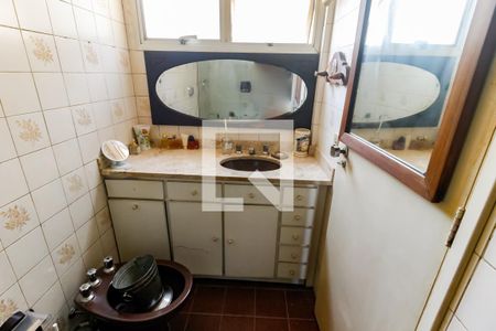 Apartamento à venda com 143m², 3 quartos e 2 vagasBanheiro da Suíte 