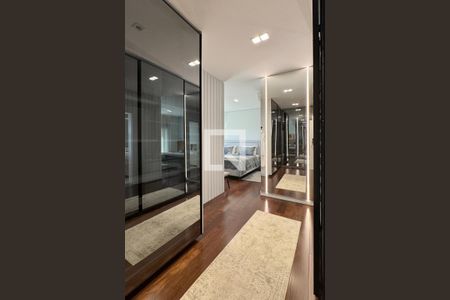 Apartamento à venda com 282m², 4 quartos e 4 vagasCloset da suíte 1