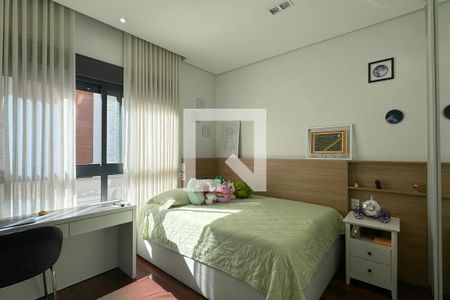 Apartamento à venda com 282m², 4 quartos e 4 vagasSuíte 2