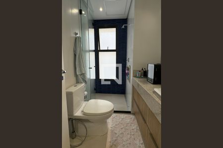 Apartamento à venda com 282m², 4 quartos e 4 vagasBanheiro da Suíte 3