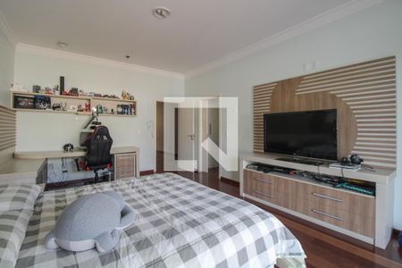 Casa de condomínio à venda com 900m², 5 quartos e 6 vagas Casa de condomínio à venda com 900m², 5 quartos e 6 vagasSuíte 2