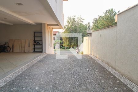 Casa de condomínio à venda com 900m², 5 quartos e 6 vagas Casa de condomínio à venda com 900m², 5 quartos e 6 vagasÁrea comum