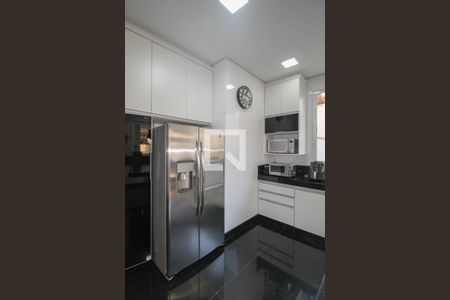 Casa de condomínio à venda com 900m², 5 quartos e 6 vagas Casa de condomínio à venda com 900m², 5 quartos e 6 vagasCozinha