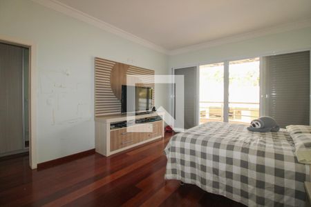 Casa de condomínio à venda com 900m², 5 quartos e 6 vagas Casa de condomínio à venda com 900m², 5 quartos e 6 vagasSuíte 2