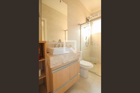 Casa de condomínio à venda com 900m², 5 quartos e 6 vagas Casa de condomínio à venda com 900m², 5 quartos e 6 vagasBanheiro/Suíte 3