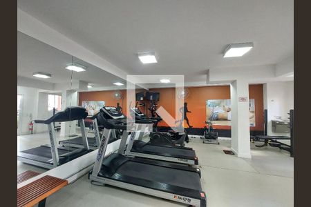 Apartamento à venda com 70m², 3 quartos e 1 vaga Apartamento à venda com 70m², 3 quartos e 1 vagaAcademia