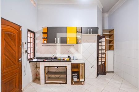 Casa à venda com 250m², 2 quartos e 3 vagasCozinha