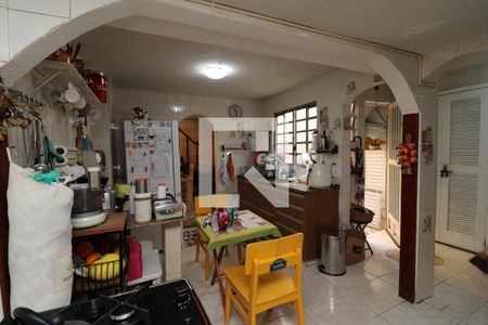 Casa à venda com 141m², 4 quartos e 2 vagasCozinha