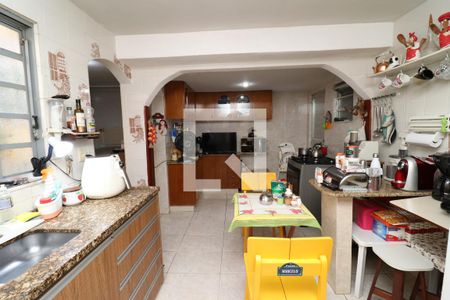 Casa à venda com 141m², 4 quartos e 2 vagasCozinha