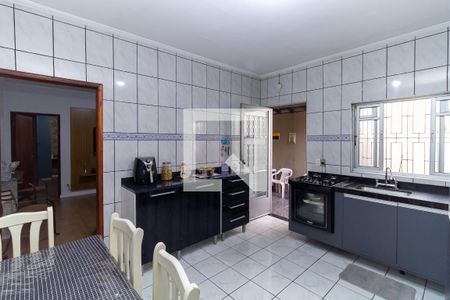 Casa à venda com 190m², 3 quartos e 2 vagasCozinha