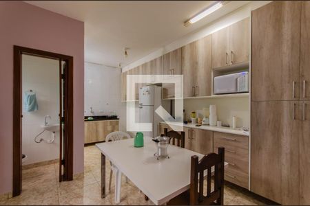 Casa à venda com 270m², 3 quartos e 4 vagasCozinha