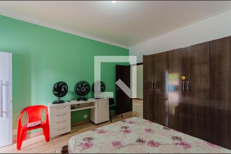 Casa à venda com 270m², 3 quartos e 4 vagasQuarto 3