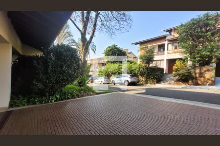 Casa de condomínio à venda com 640m², 4 quartos e 4 vagas Casa de condomínio à venda com 640m², 4 quartos e 4 vagasGaragem
